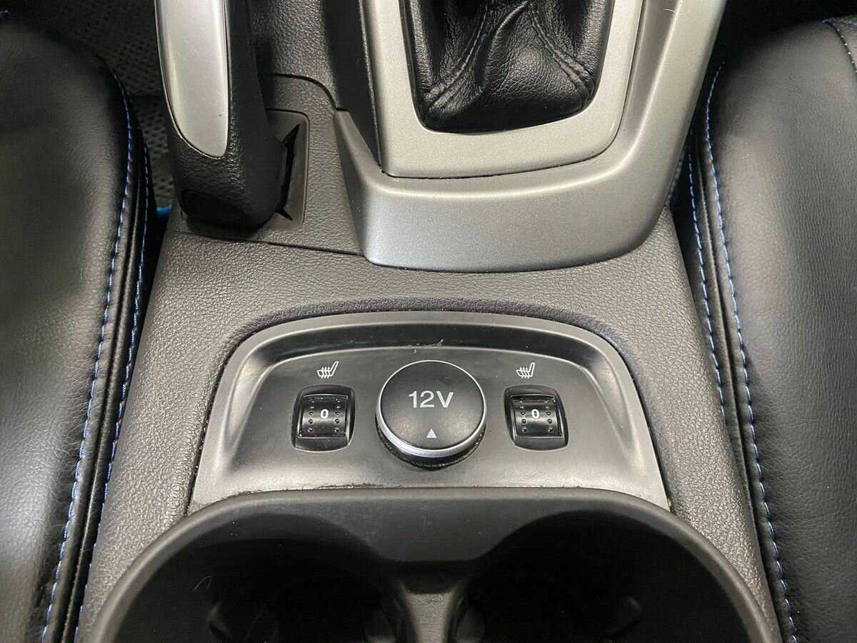 Ford Focus с пробегом — 2013 год. Фото: #13