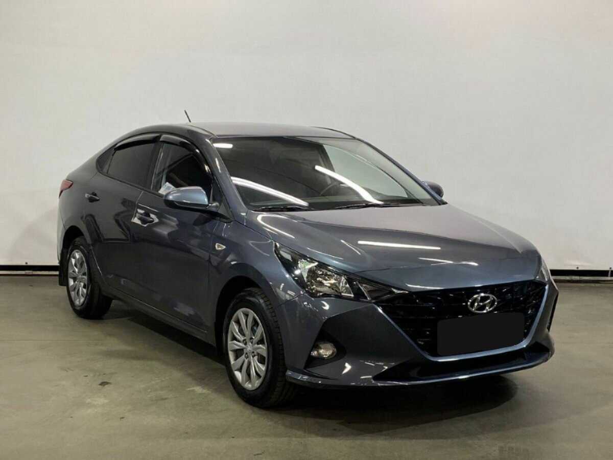 Hyundai Solaris с пробегом — 2022 год. Фото: #2