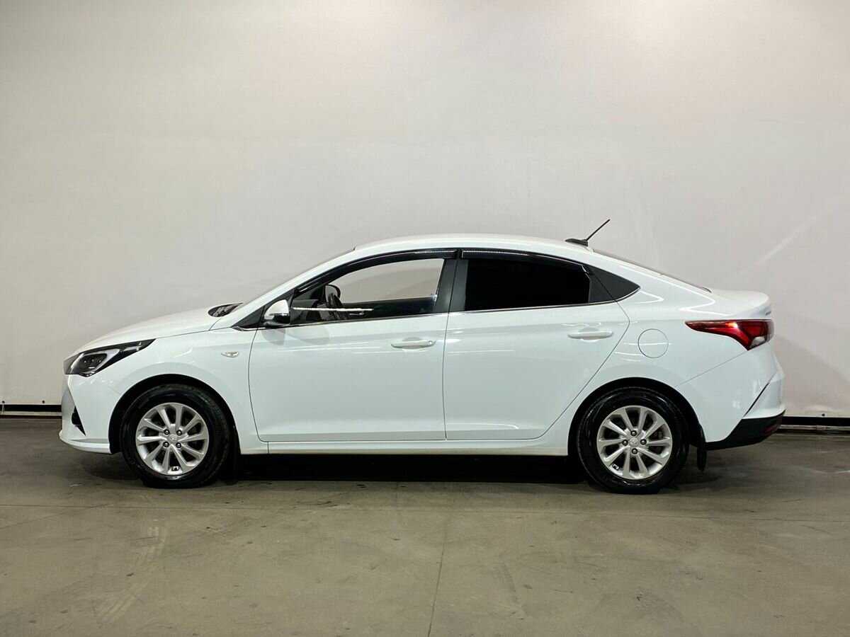 Hyundai Solaris с пробегом — 2020 год. Фото: #7