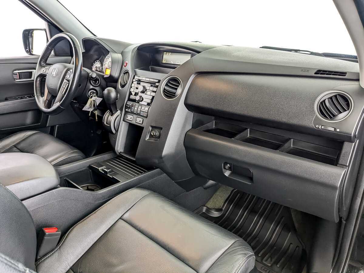Honda Pilot с пробегом — 2014 год. Фото: #8