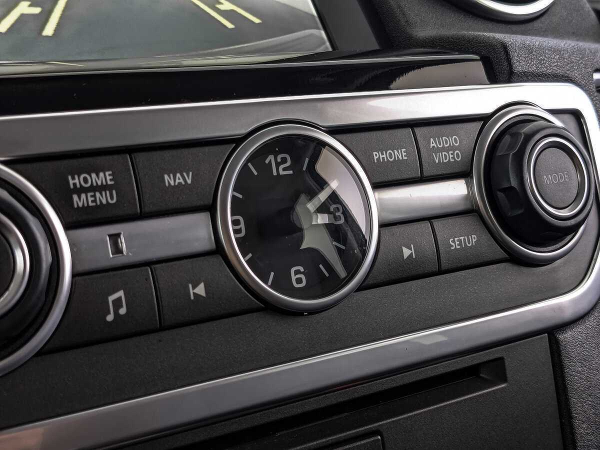 Land Rover Discovery с пробегом — 2014 год. Фото: #23