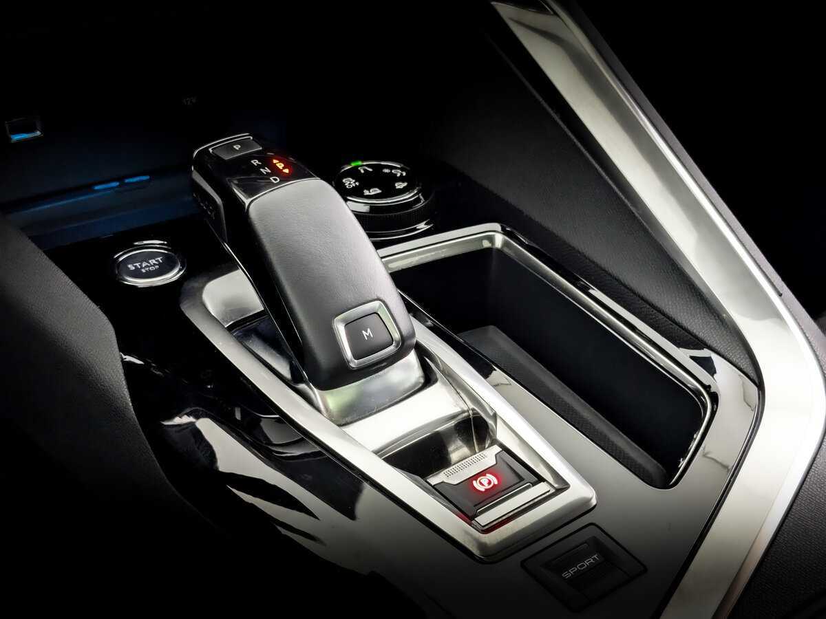 Peugeot 3008 с пробегом — 2018 год. Фото: #23