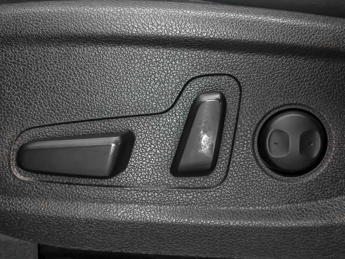 Hyundai Santa Fe с пробегом — 2018 год. Фото: #16