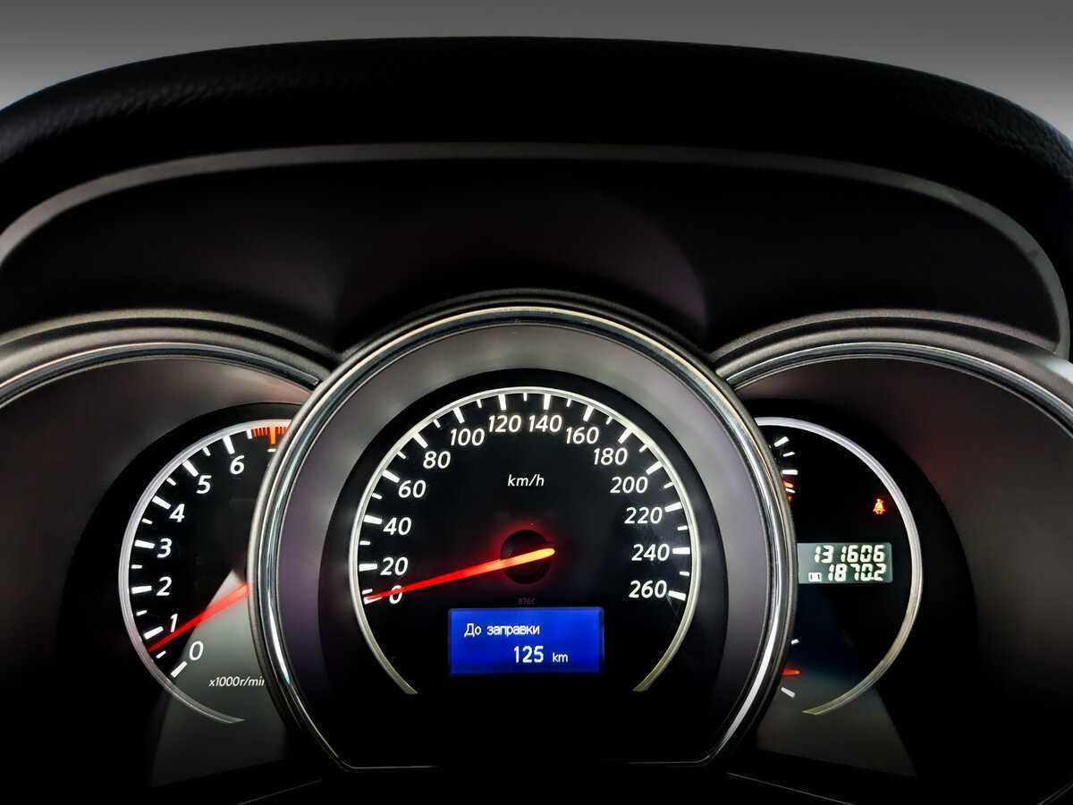 Nissan Murano с пробегом — 2015 год. Фото: #10