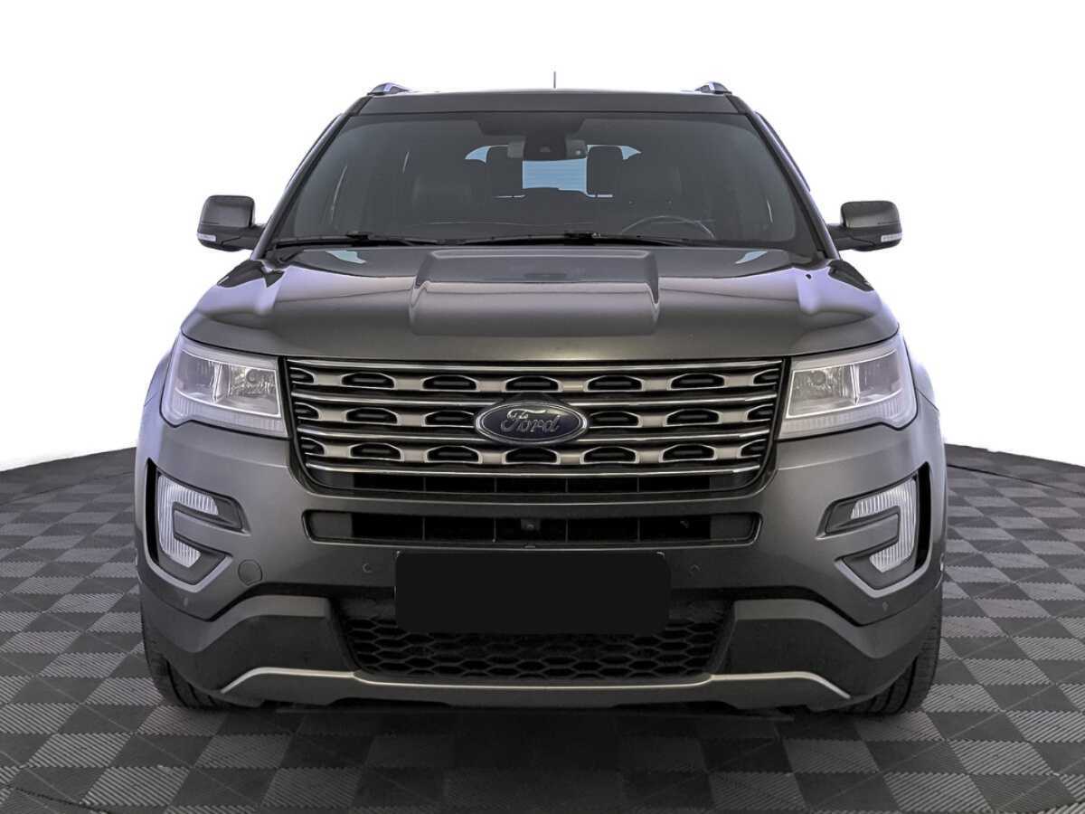 Ford Explorer с пробегом — 2017 год. Фото: #1