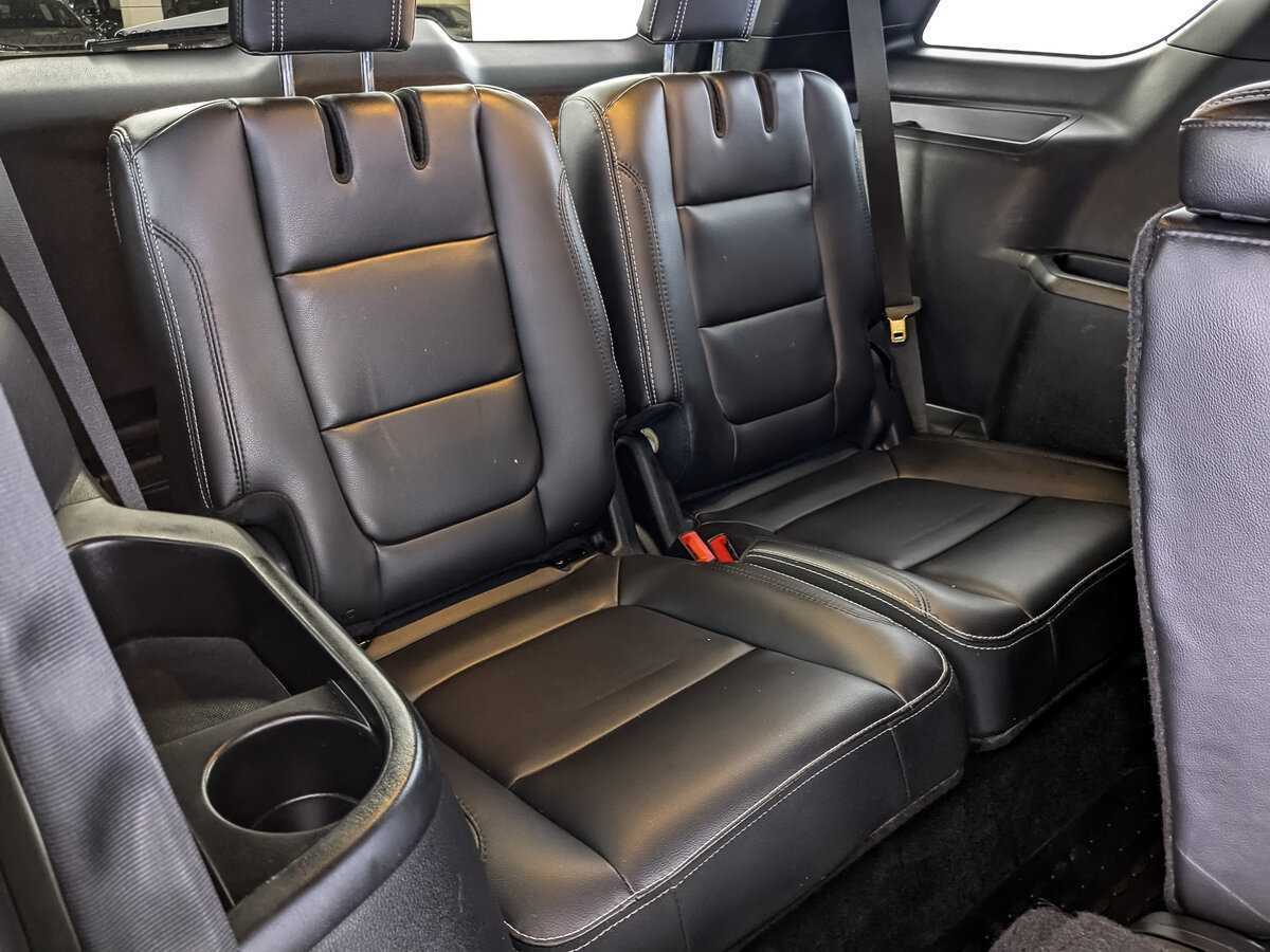 Ford Explorer с пробегом — 2017 год. Фото: #19