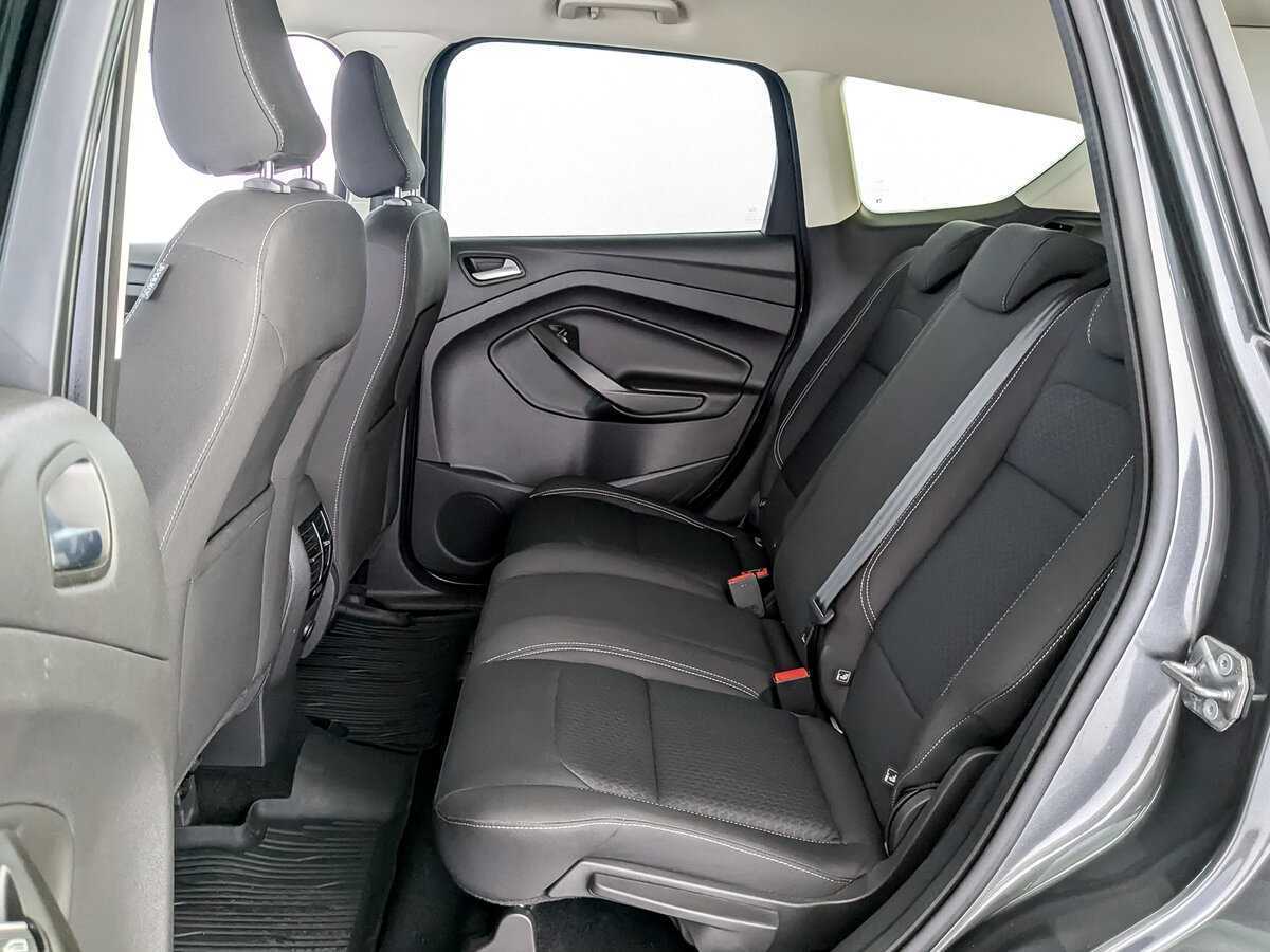 Ford Kuga с пробегом — 2018 год. Фото: #9