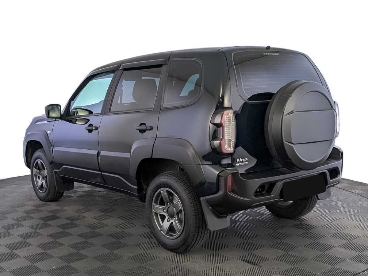 Lada (ВАЗ) Niva с пробегом — 2023 год. Фото: #6