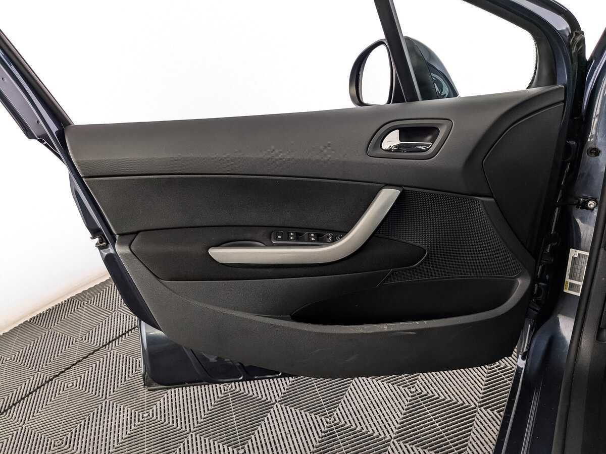 Peugeot 408 с пробегом — 2020 год. Фото: #14