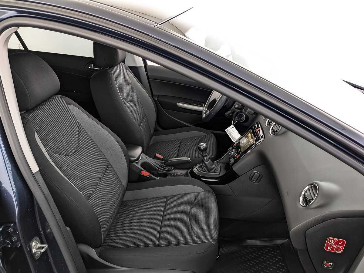 Peugeot 408 с пробегом — 2020 год. Фото: #19