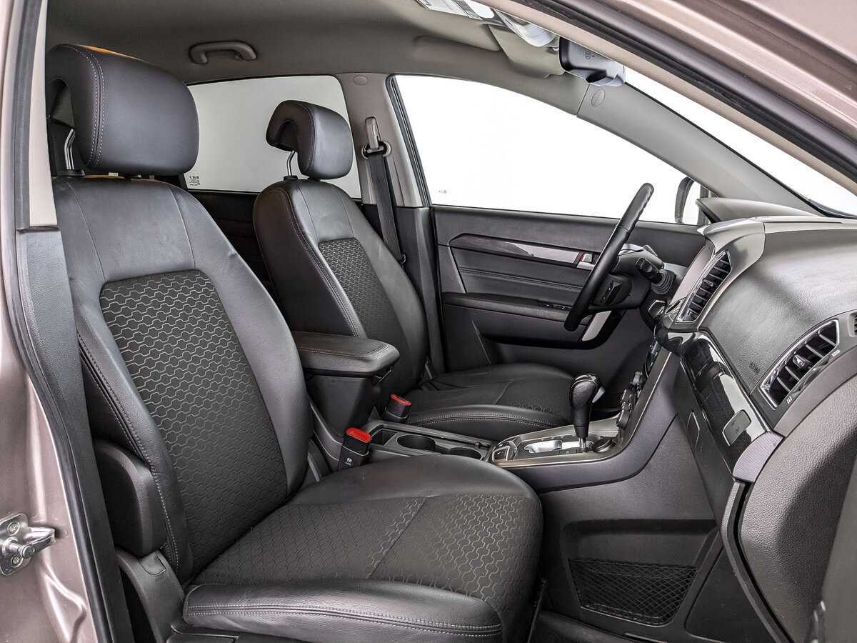 Chevrolet Captiva с пробегом — 2015 год. Фото: #19