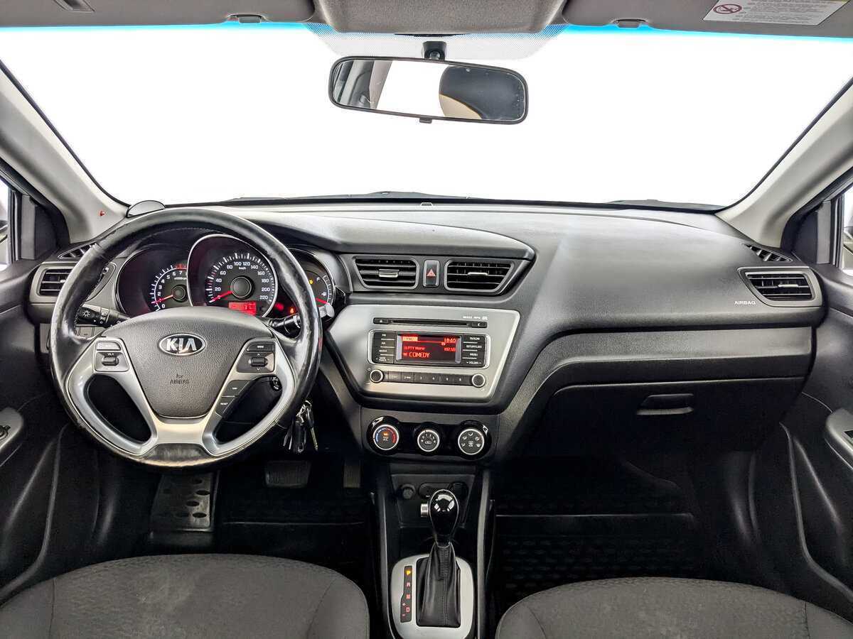Kia Rio с пробегом — 2016 год. Фото: #11