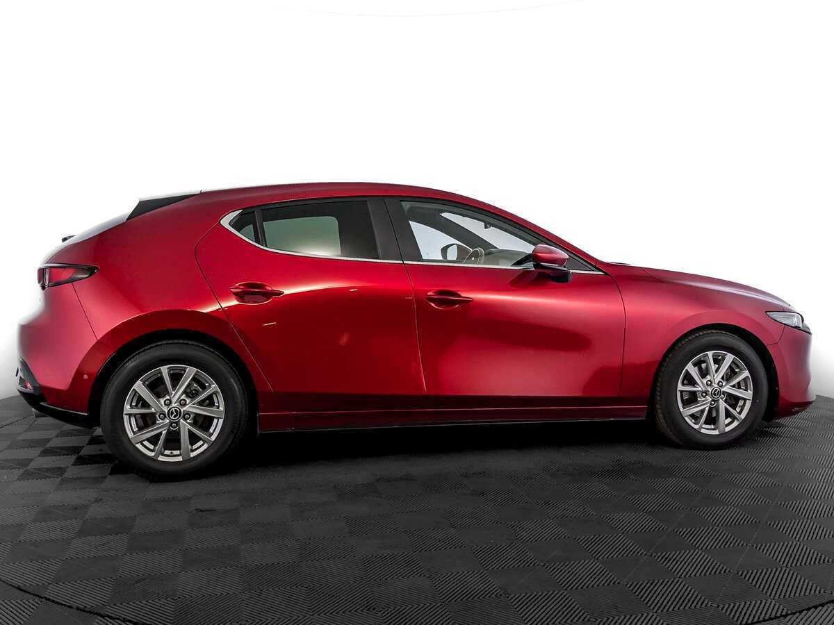 Mazda 3 с пробегом — 2019 год. Фото: #3