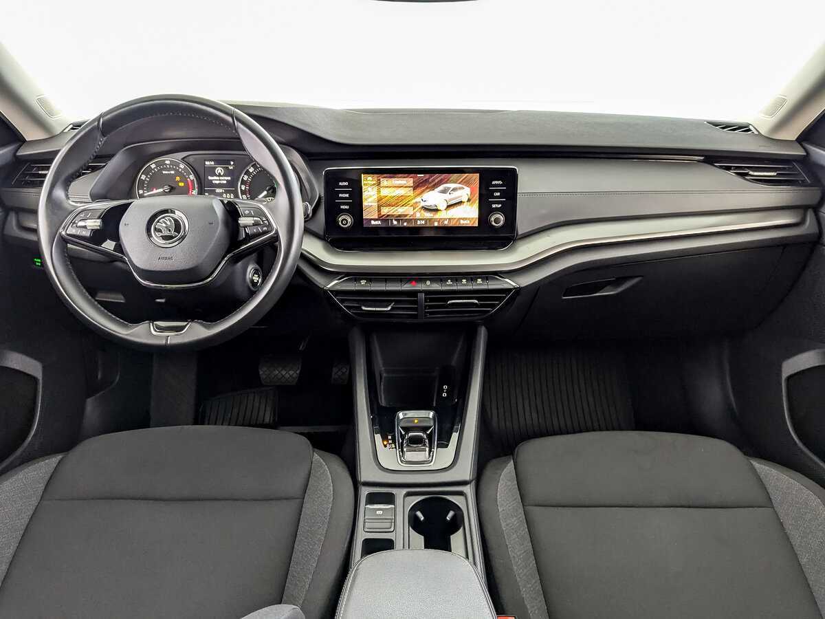 Skoda Octavia с пробегом — 2021 год. Фото: #11