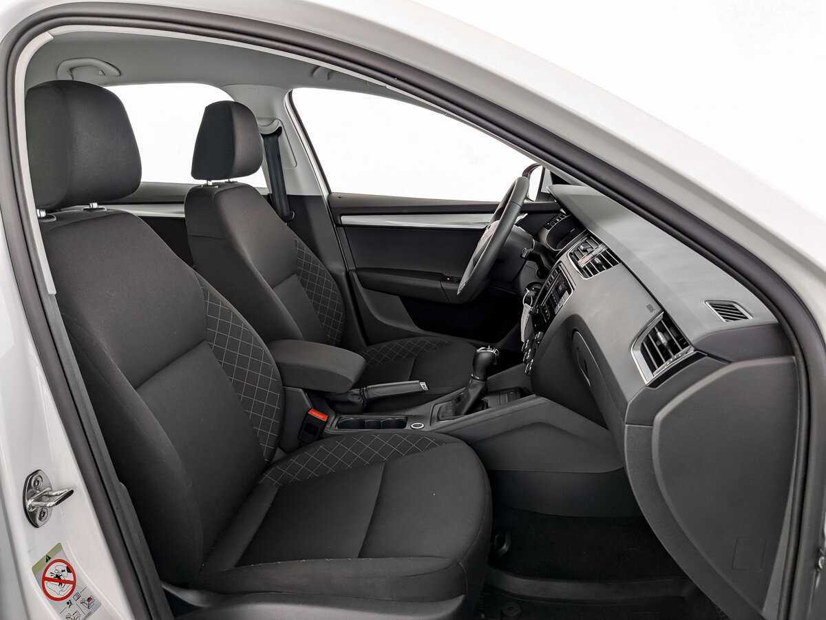 Skoda Octavia с пробегом — 2020 год. Фото: #18