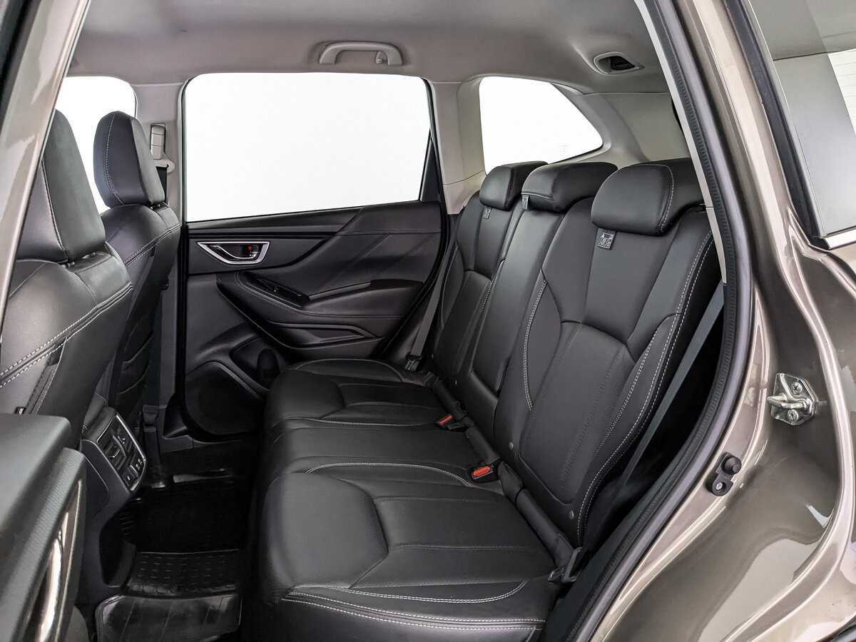 Subaru Forester с пробегом — 2019 год. Фото: #13