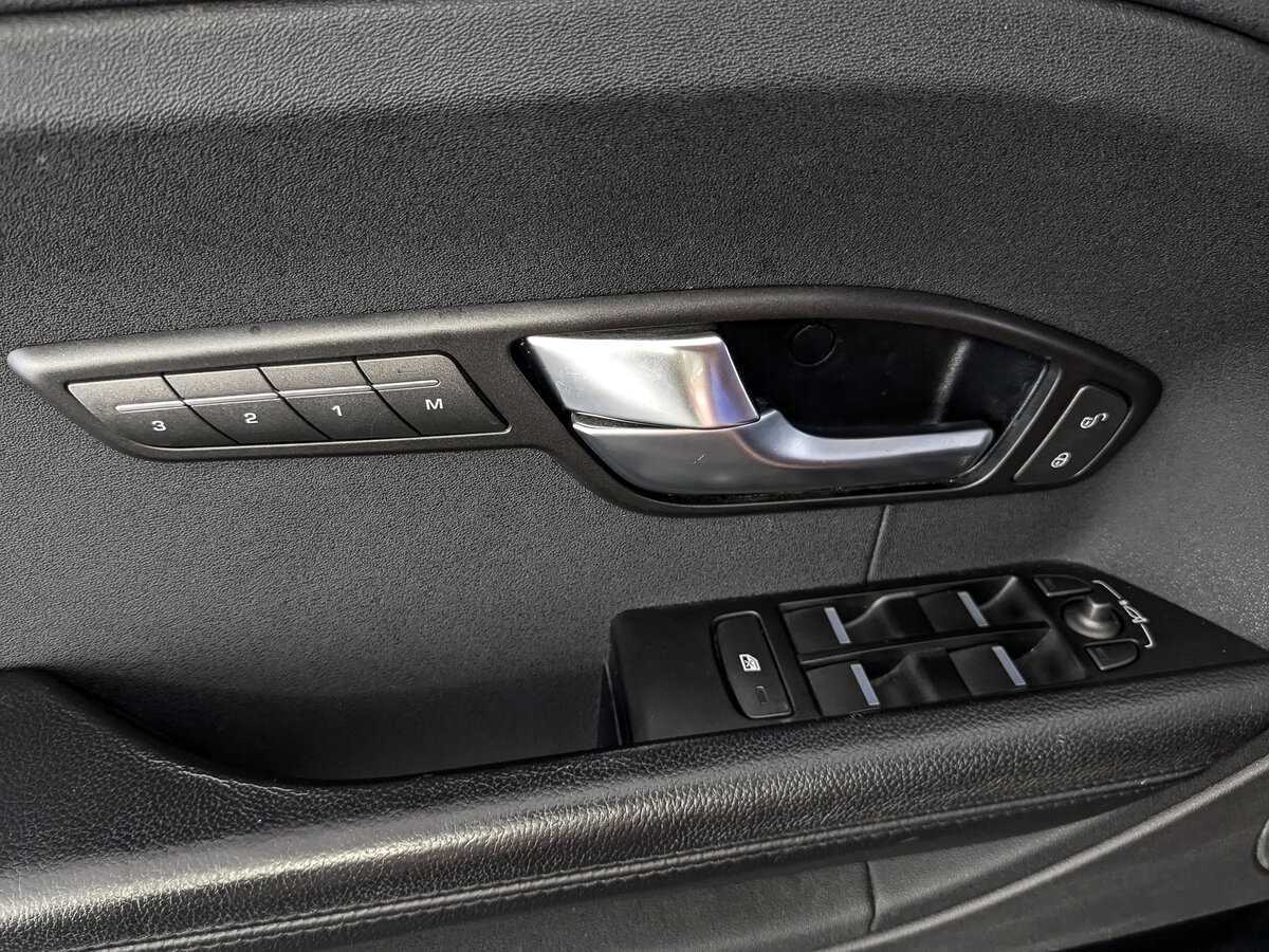 Land Rover Range Rover Evoque с пробегом — 2014 год. Фото: #21