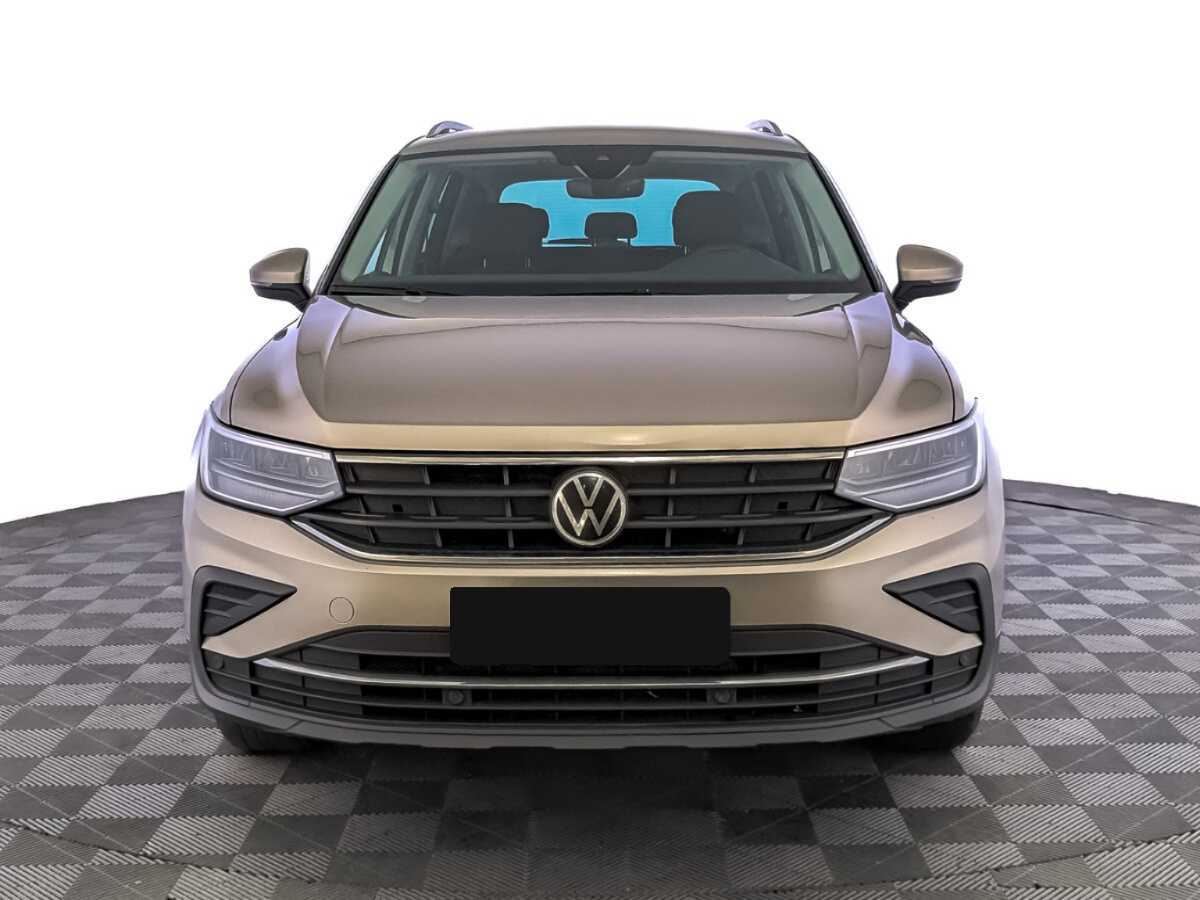 Volkswagen Tiguan с пробегом — 2021 год. Фото: #1