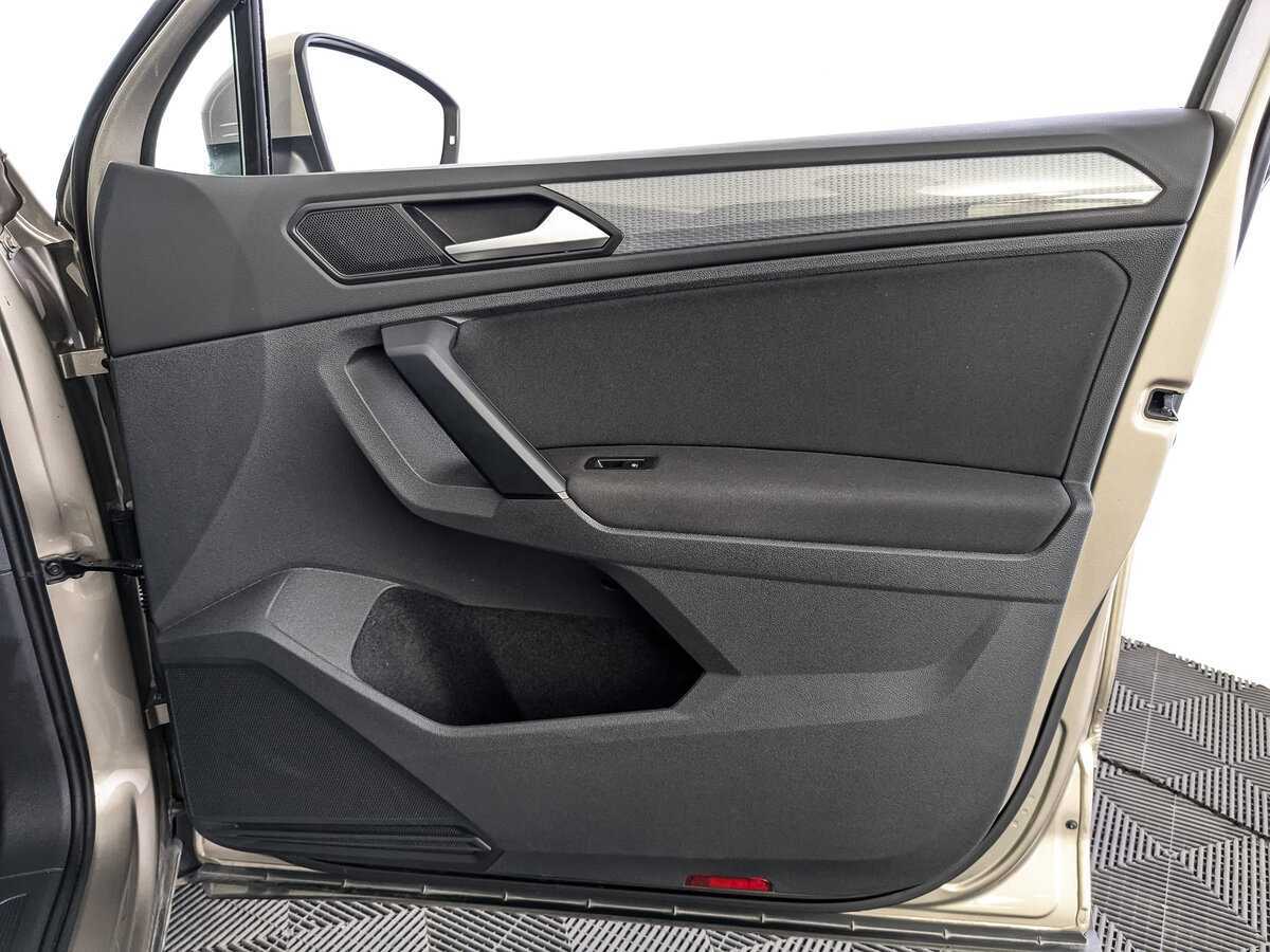 Volkswagen Tiguan с пробегом — 2021 год. Фото: #20