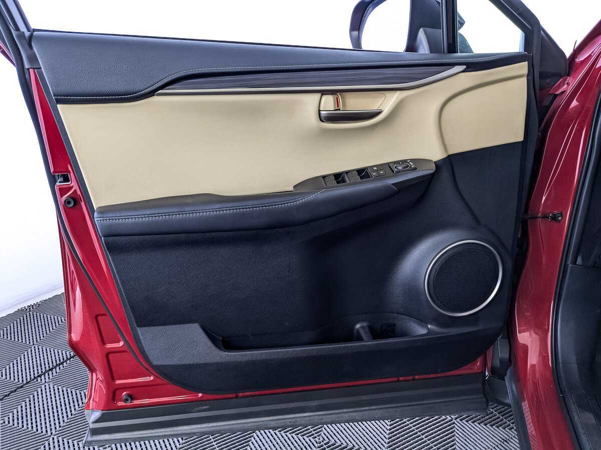 Lexus NX с пробегом — 2016 год. Фото: #14