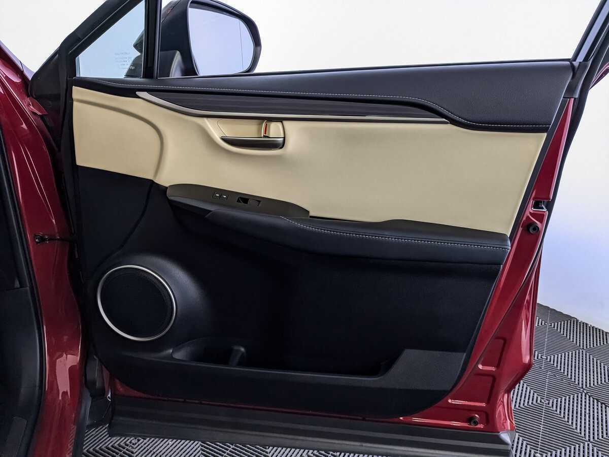 Lexus NX с пробегом — 2016 год. Фото: #20