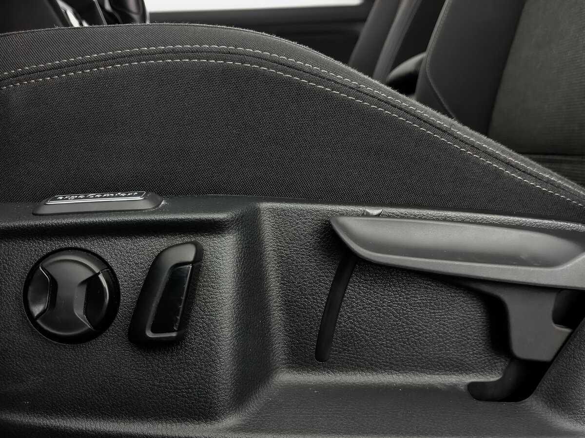 Volkswagen Passat с пробегом — 2018 год. Фото: #21