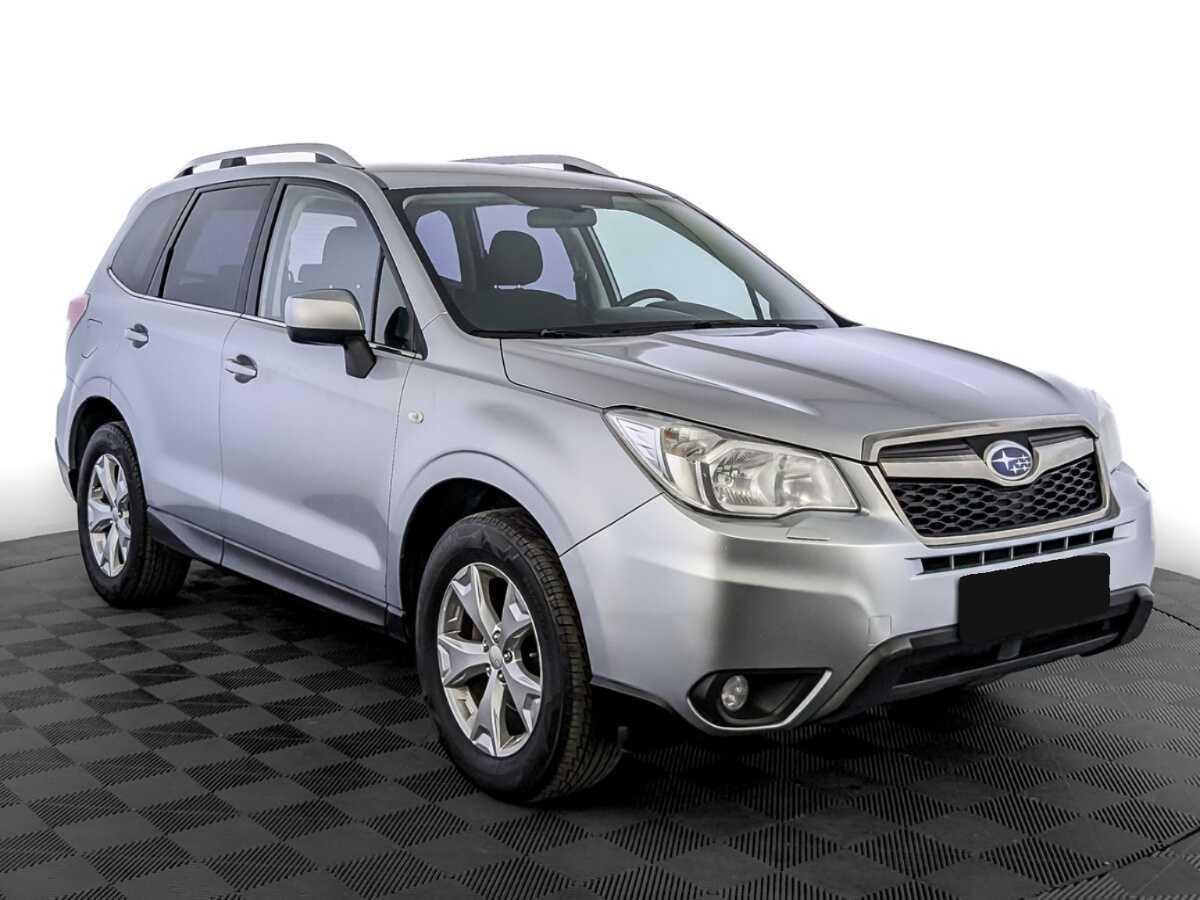Subaru Forester с пробегом — 2015 год. Фото: #2