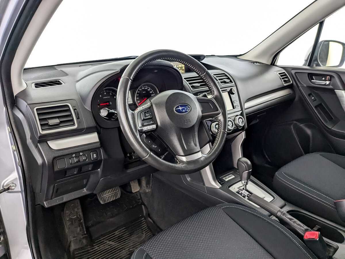 Subaru Forester с пробегом — 2015 год. Фото: #13