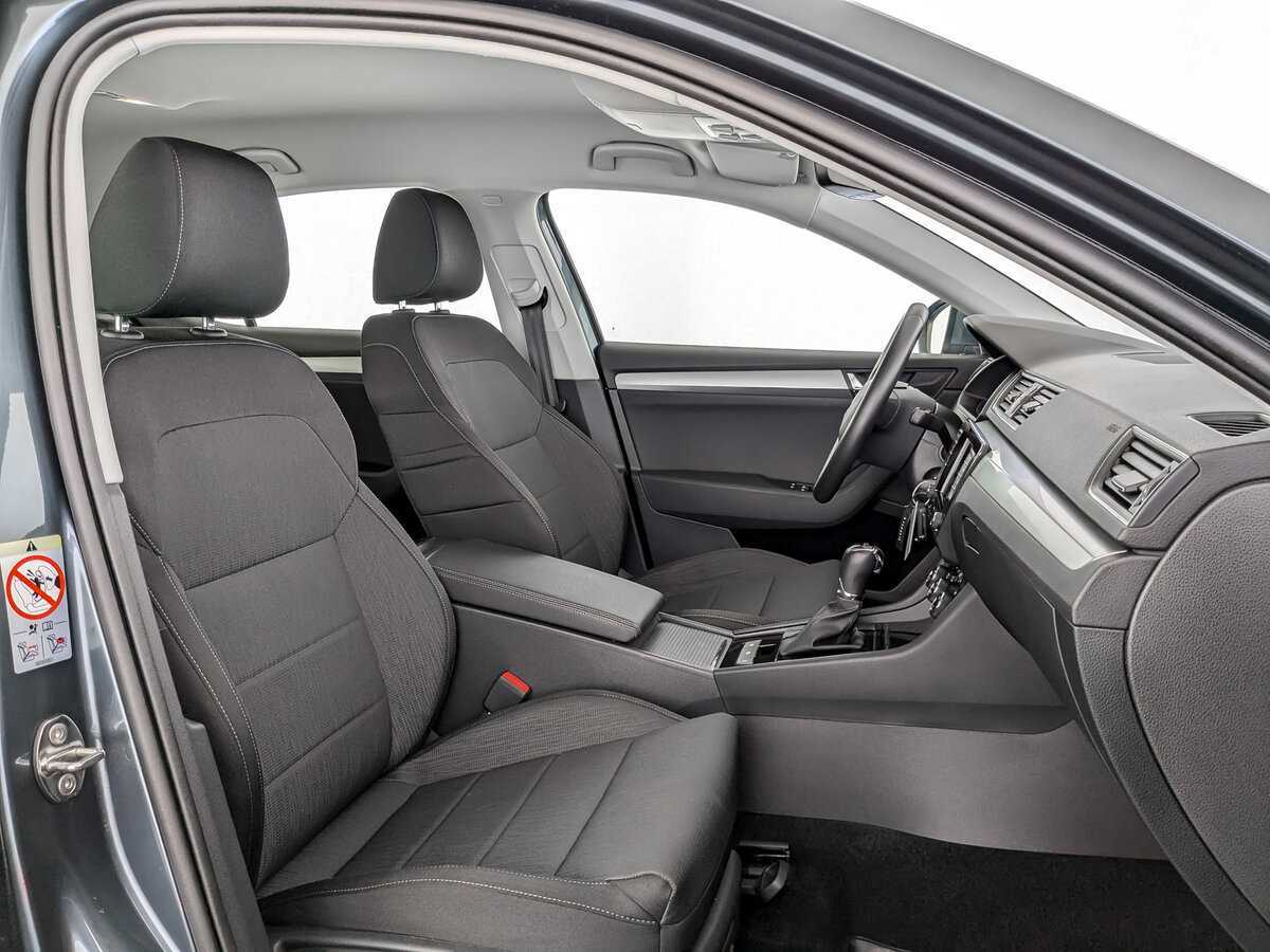 Skoda Superb с пробегом — 2019 год. Фото: #18