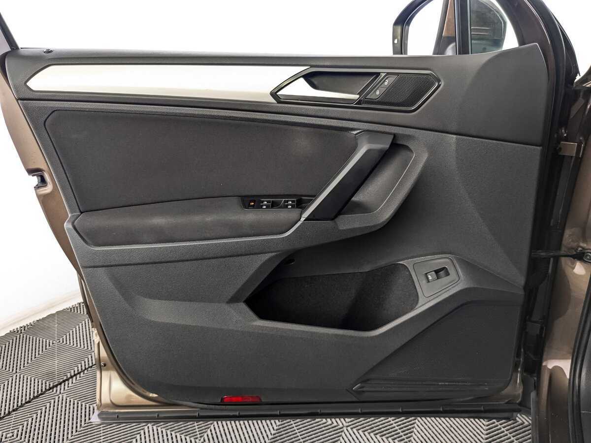 Volkswagen Tiguan с пробегом — 2017 год. Фото: #14