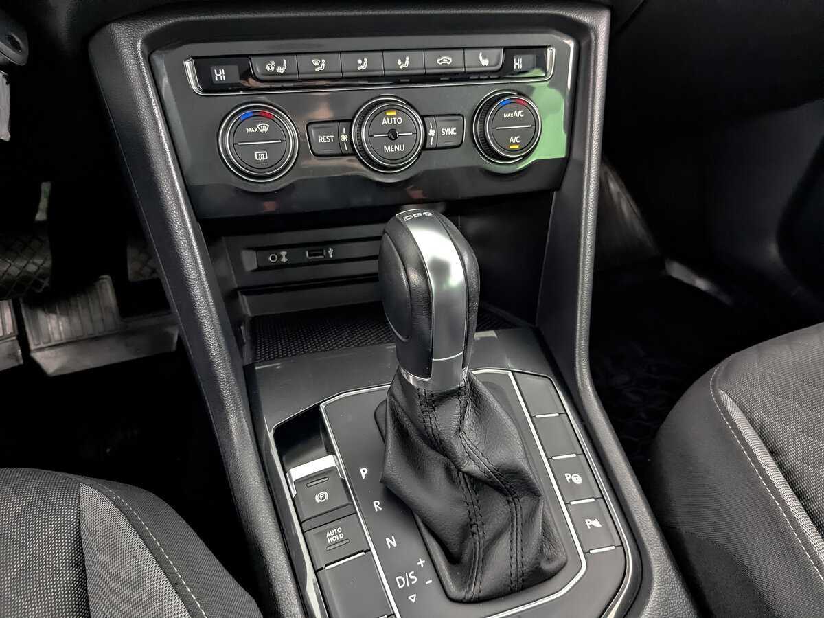 Volkswagen Tiguan с пробегом — 2017 год. Фото: #21