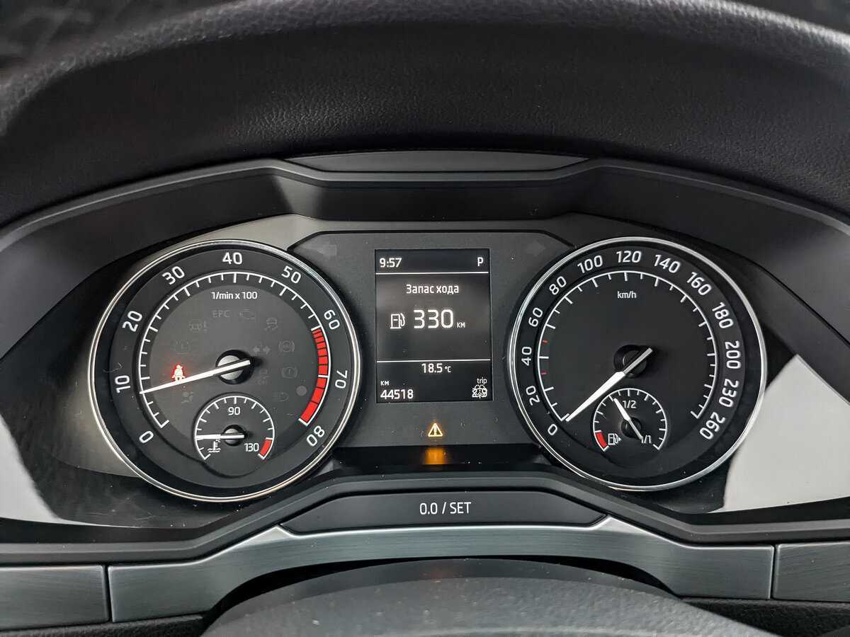 Skoda Superb с пробегом — 2019 год. Фото: #11