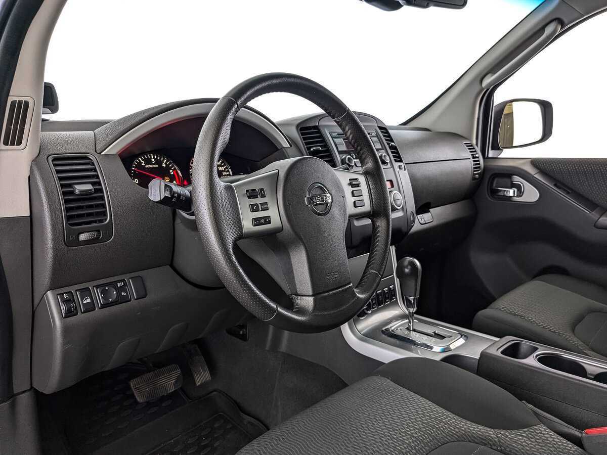 Nissan Pathfinder с пробегом — 2012 год. Фото: #10