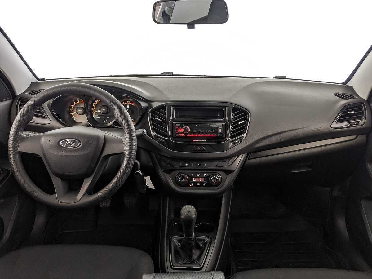 Lada (ВАЗ) Vesta с пробегом — 2021 год. Фото: #9