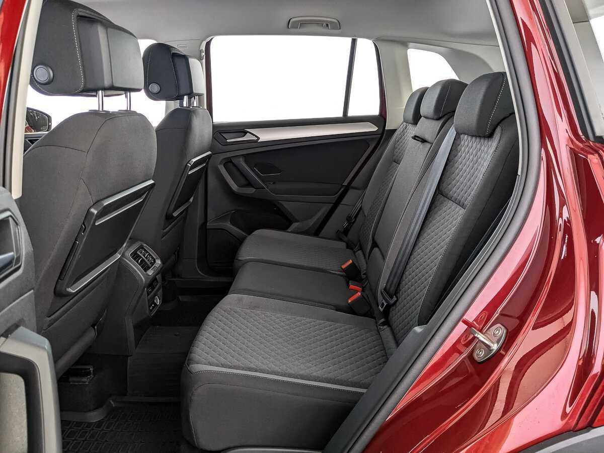 Volkswagen Tiguan с пробегом — 2020 год. Фото: #13