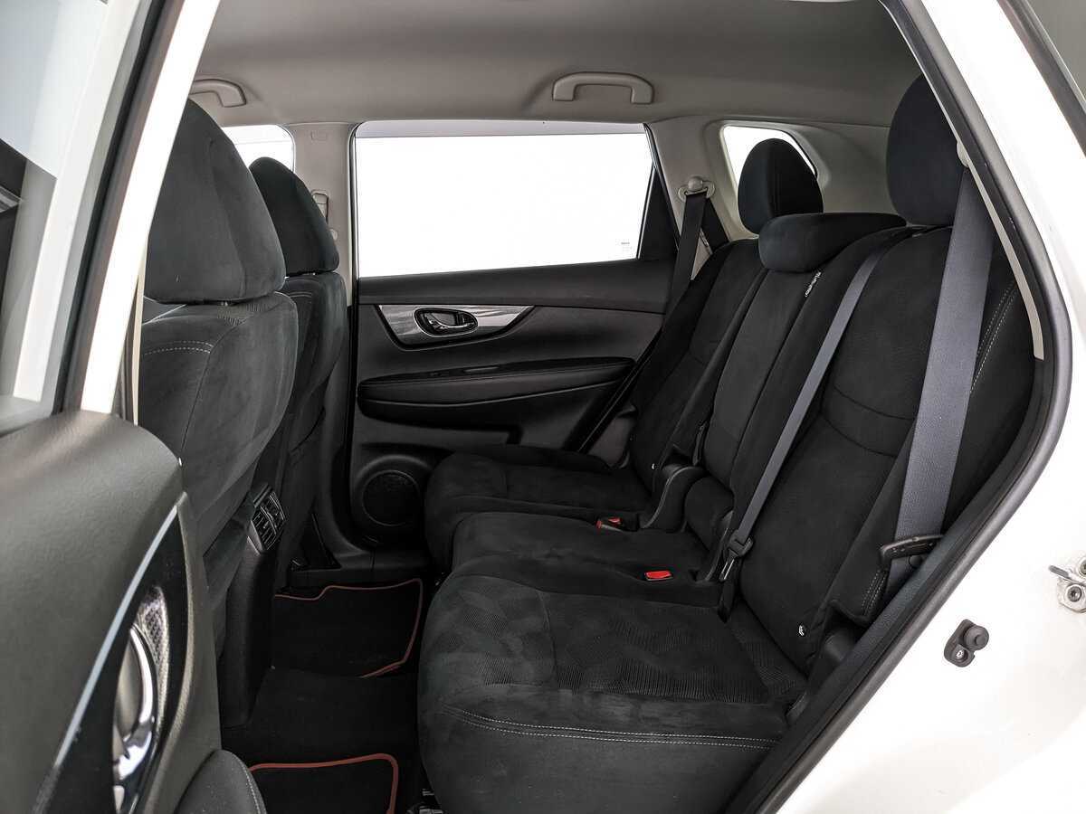Nissan X-Trail с пробегом — 2015 год. Фото: #13