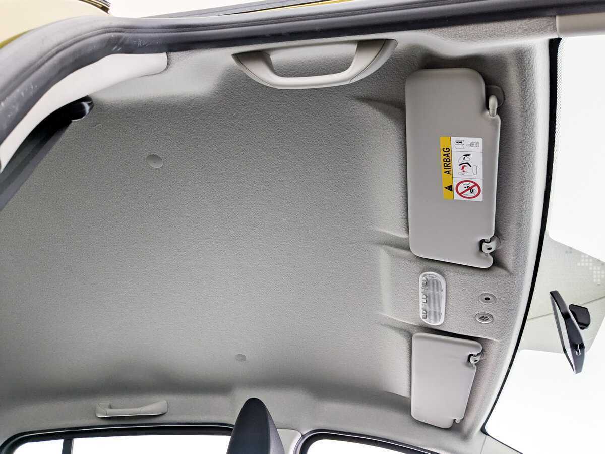 Renault Sandero с пробегом — 2016 год. Фото: #17