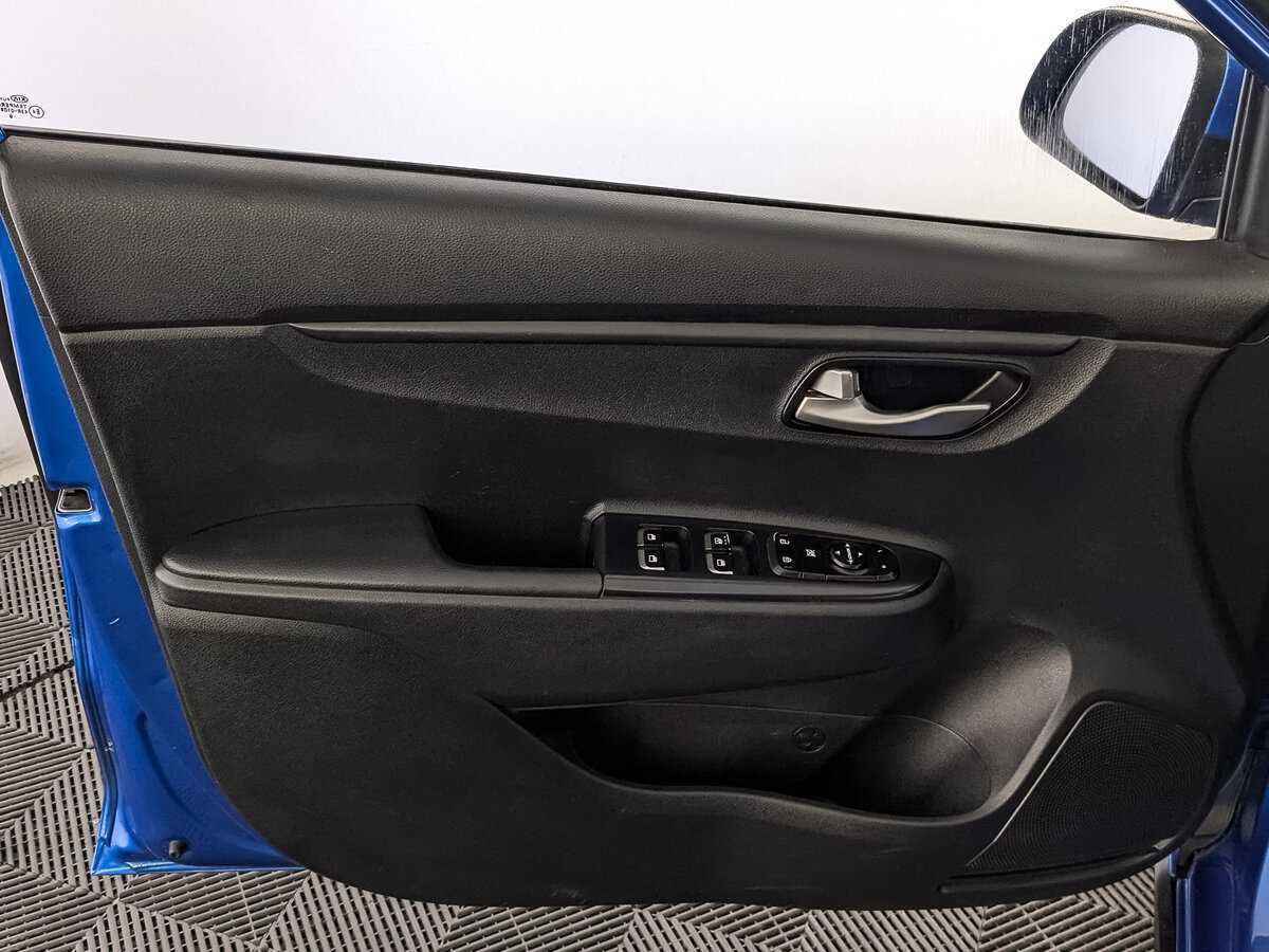 Kia Rio с пробегом — 2019 год. Фото: #14