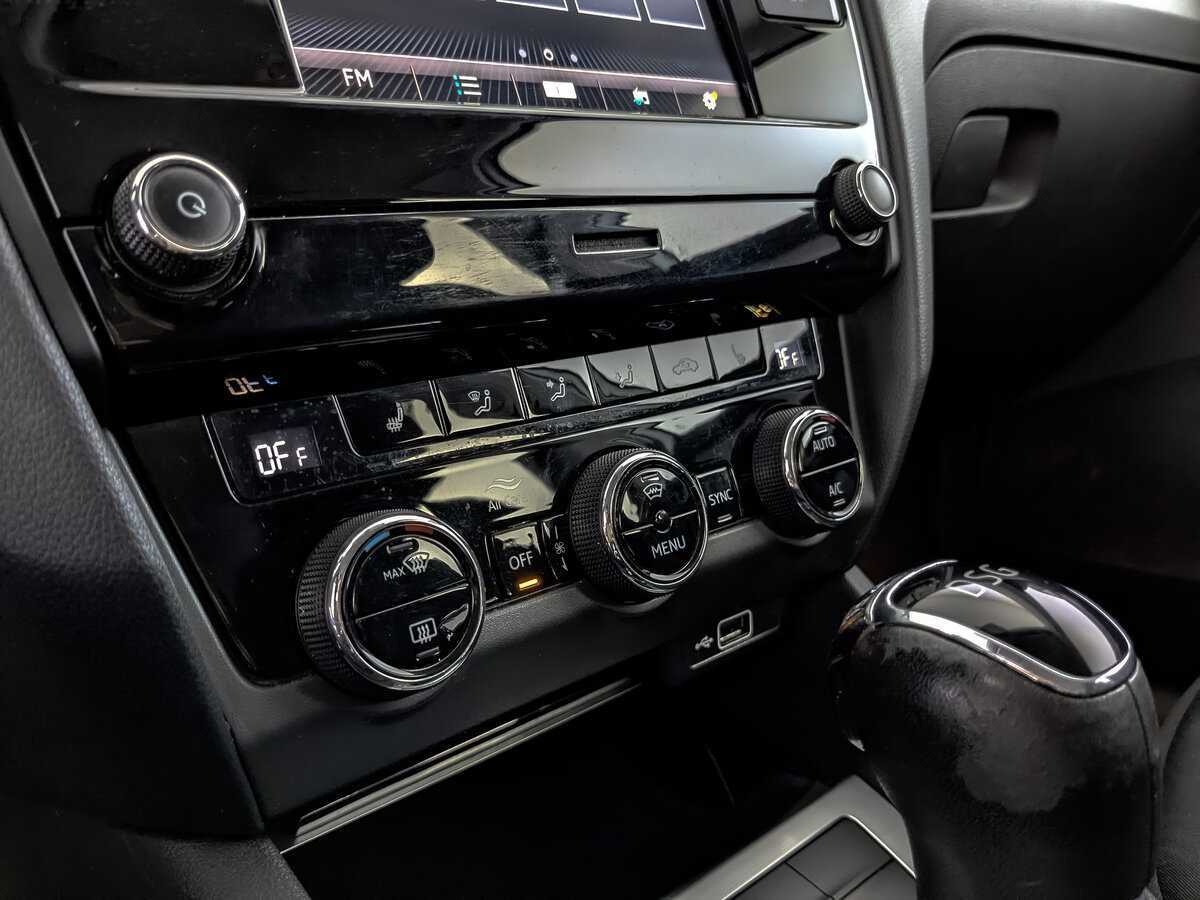 Skoda Octavia с пробегом — 2020 год. Фото: #16