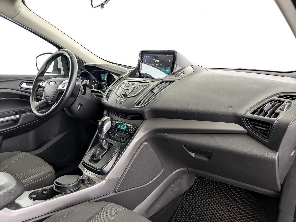 Ford Kuga с пробегом — 2016 год. Фото: #8