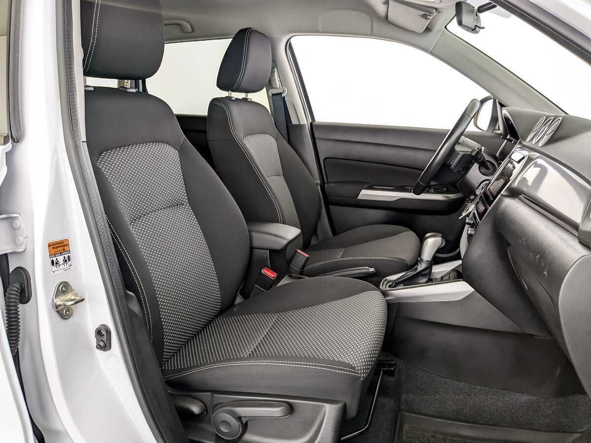 Suzuki Vitara с пробегом — 2020 год. Фото: #18