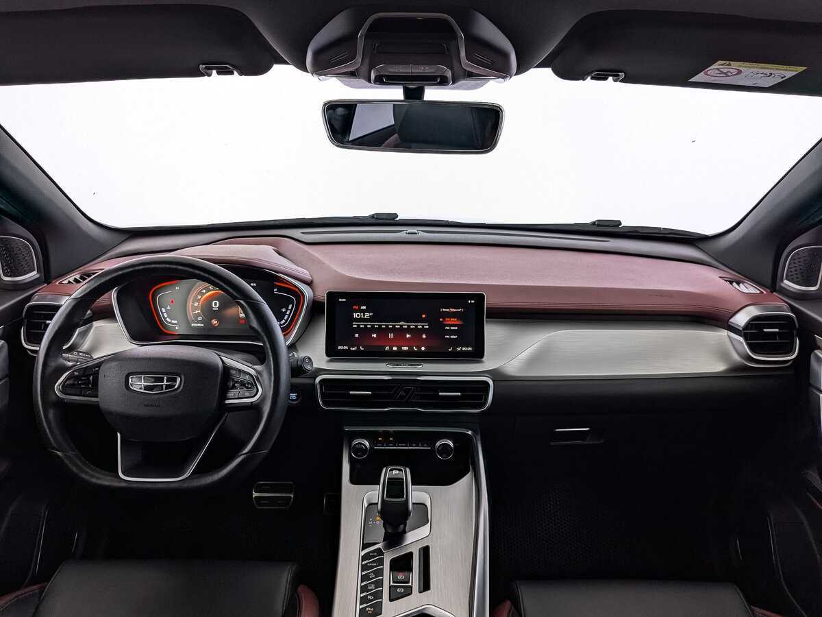 Geely Coolray с пробегом — 2021 год. Фото: #9