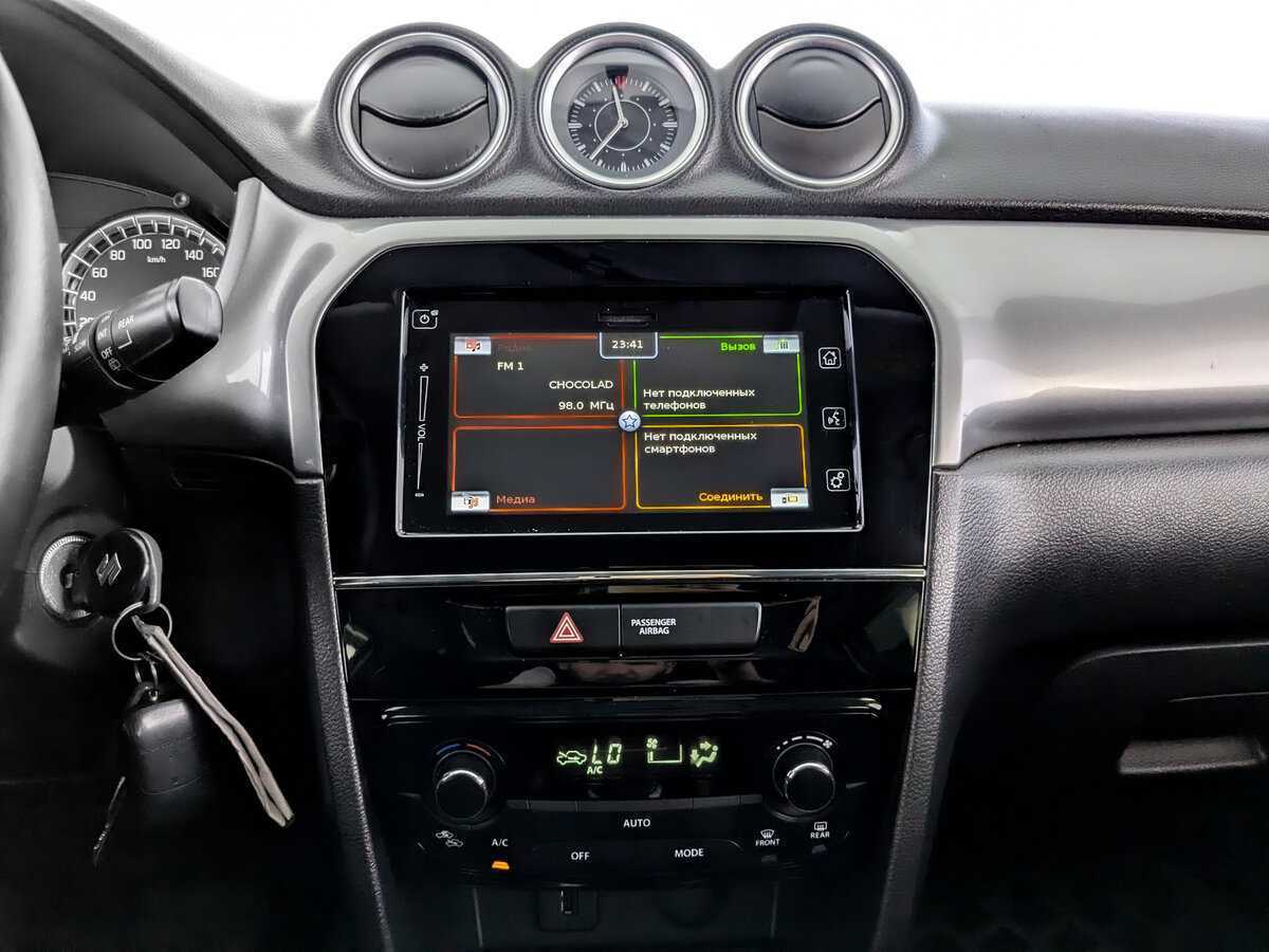 Suzuki Vitara с пробегом — 2016 год. Фото: #12