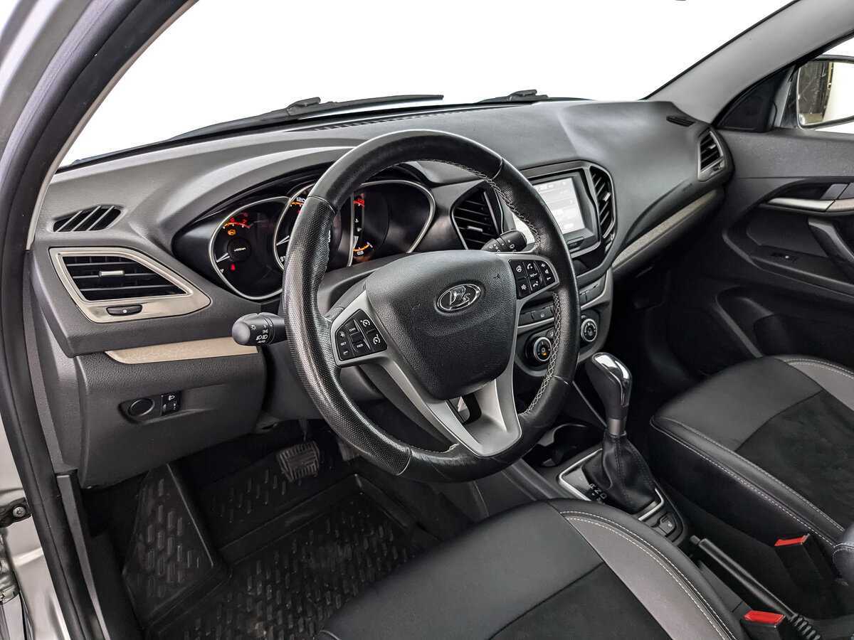 Lada (ВАЗ) Vesta с пробегом — 2020 год. Фото: #10