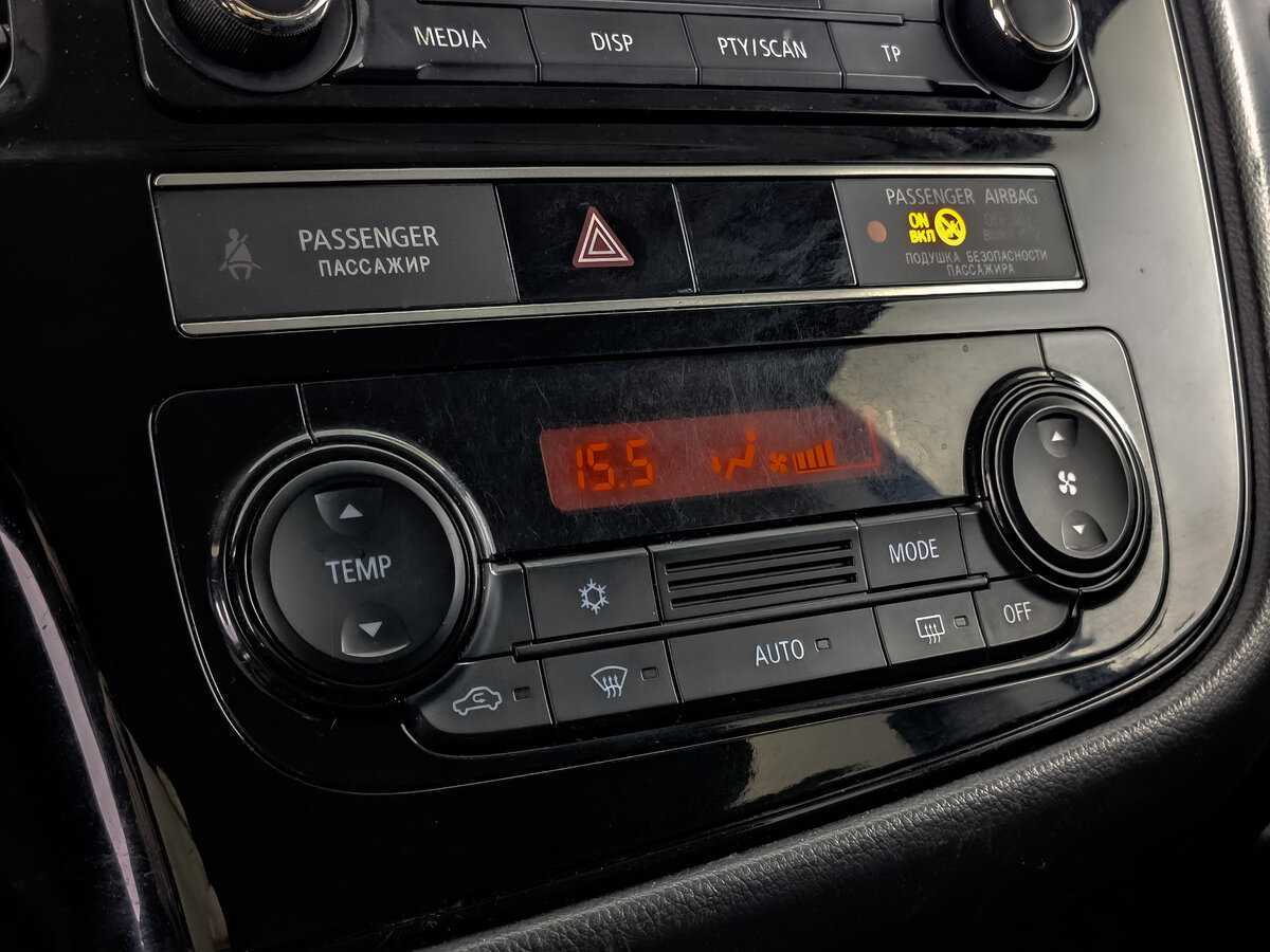 Mitsubishi Outlander с пробегом — 2018 год. Фото: #16