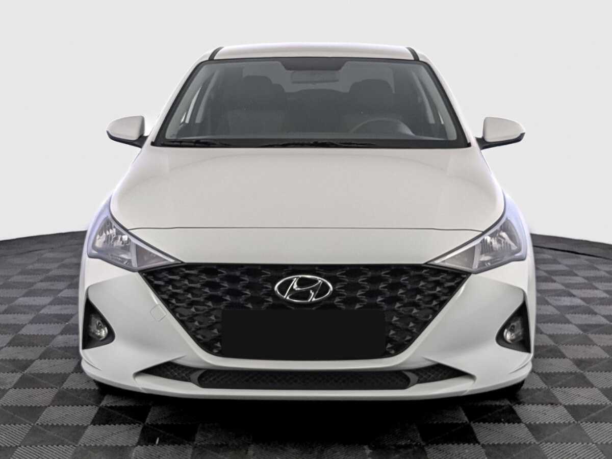 Hyundai Solaris с пробегом — 2022 год. Фото: #1