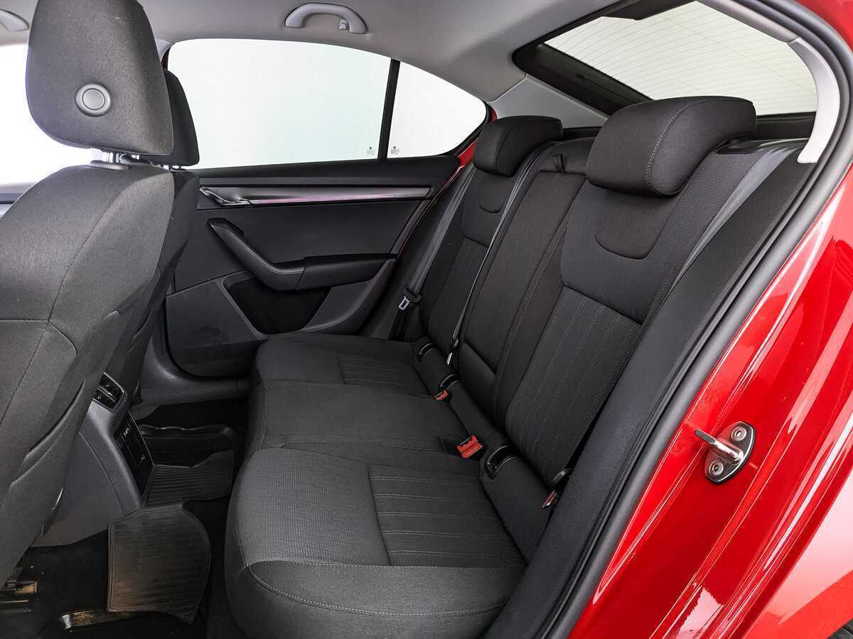 Skoda Octavia с пробегом — 2018 год. Фото: #12