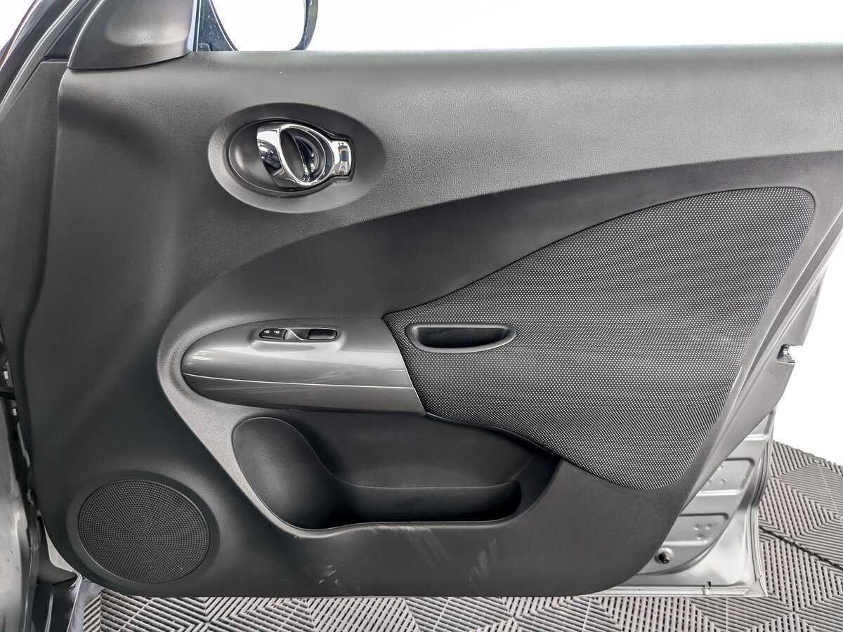 Nissan Juke с пробегом — 2012 год. Фото: #17