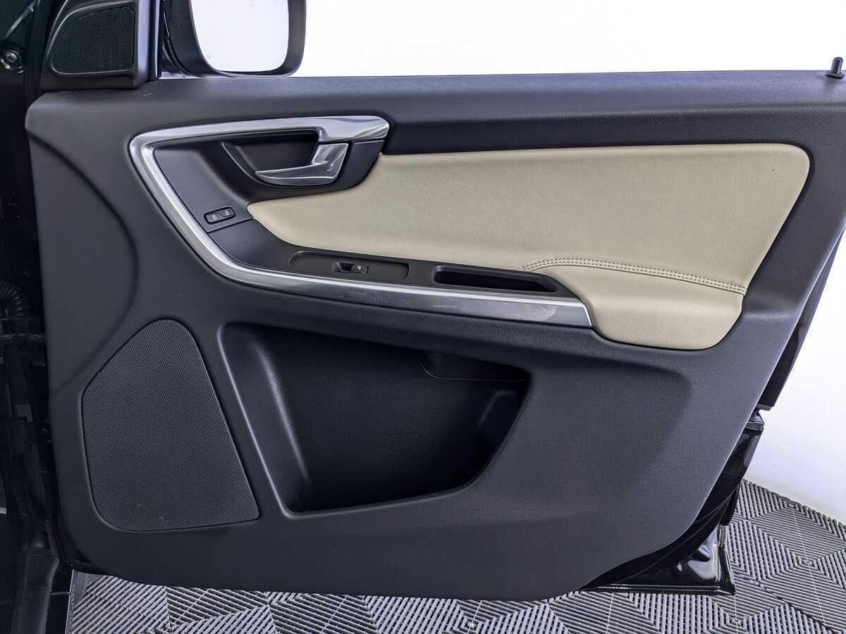 Volvo XC60 с пробегом — 2017 год. Фото: #20