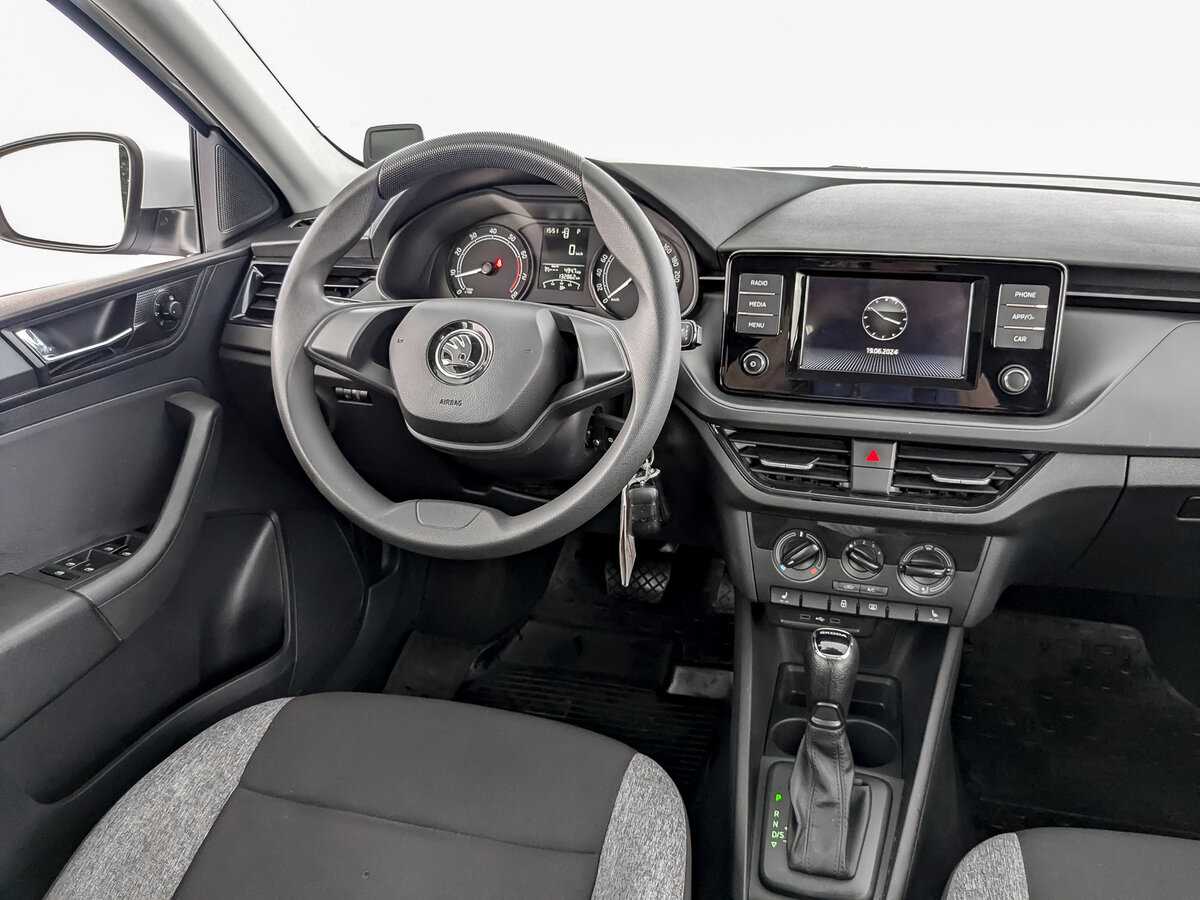 Skoda Rapid с пробегом — 2020 год. Фото: #21